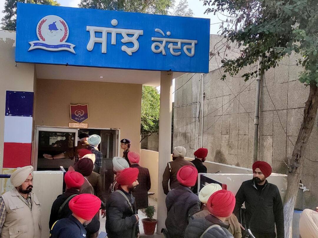 11 Detained, SHO Removed In Connection With The RPG Attack On A Police Station In Punjab 11 Detained, SHO Removed In Connection With The RPG Attack On A Police Station In Punjab