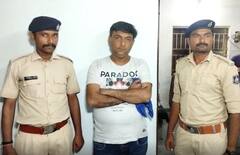 Anand: લક્ઝુરિયસ કારમાં ડ્રગ્સની હેરાફેરી કરતો શખ્સ ઝડપાયો, જાણો વિગત