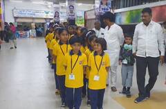 'आम्हाला कर्नाटकात जायचं नाही!' म्हणत कन्नड शाळेच्या 32 विद्यार्थीनी आधी मुख्यमंत्री शिंदेंना मग बोम्मईंनाही भेटणार