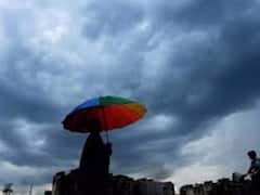 कुठे गारठा तर कुठे ढगाळ वातावरण, आज राज्यात पावसाचा अंदाज; मंदोस चक्रीवादळाचा परिणाम