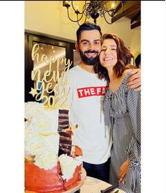 ਪਾਵਰ ਕਪਲ ਦੇ ਨਾਂਅ ਨਾਲ ਮਸ਼ਹੂਰ Virat-Anushka ਅੱਜ ਆਪਣੇ ਵਿਆਹ ਦੀ ਮਨਾ ਰਹੇ ਨੇ ਚੌਥੀ ਵਰ੍ਹੇਗੰਢ