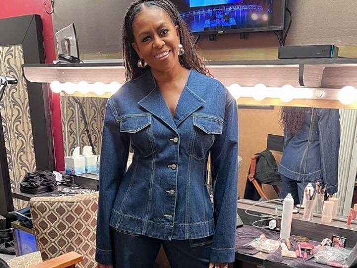 मिशेल ओबामा इन दिनों वह अपनी किताब