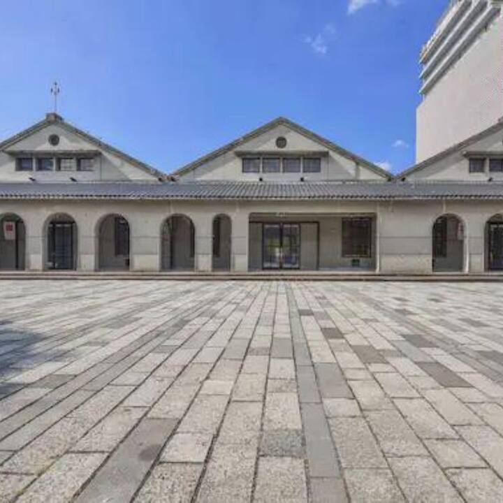 সোনশান কালচারাল অ্যান্ড ক্রিয়েটিভ পার্ক, তাইপেই সিটি, তাইওয়ান: এই পার্কে চলচ্চিত্রের শুটিং, প্রেস কনফারেন্স, পুরস্কার প্রদান অনুষ্ঠান, ফ্যাশন শো সহ অনেক সৃজনশীল ও সাংস্কৃতিক অনুষ্ঠান হয়।