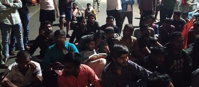 सावित्रीबाई फुले पुणे विद्यापीठातील वसतीगृहात पॅरासाईट म्हणून अनधिकृत राहणाऱ्या विद्यार्थ्यांवर विद्यापीठ प्रशासनाकडून कारवाई करण्यात आलीय.