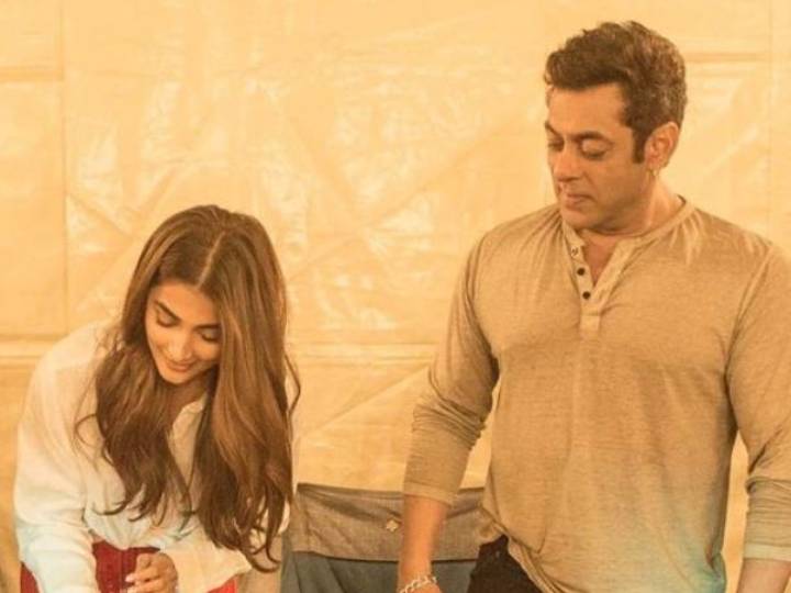Are Salman Khan and Pooja Hegde really dating each other? Bhaijaan's close  friend told the truth - The Post Reader