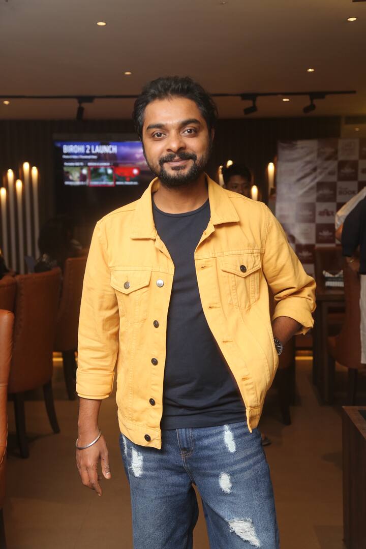 না কি বিরহীর টানে আবারও ফিরে আসবে তারা। আবারও বোম বলাইয়ের গ্রামে একত্রিত হবে সমস্ত চরিত্র?