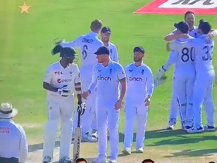 Pakistan vs England, England tour of Pakistan, Multan Cricket Stadium, Multan,  PAK vs ENG 2nd Test: हद्दचं झाली राव! मोहम्मद अलीनं बेन स्टोक्सवर काढला मालिका गमावल्याचा राग, त्यानं भरमैदानात...