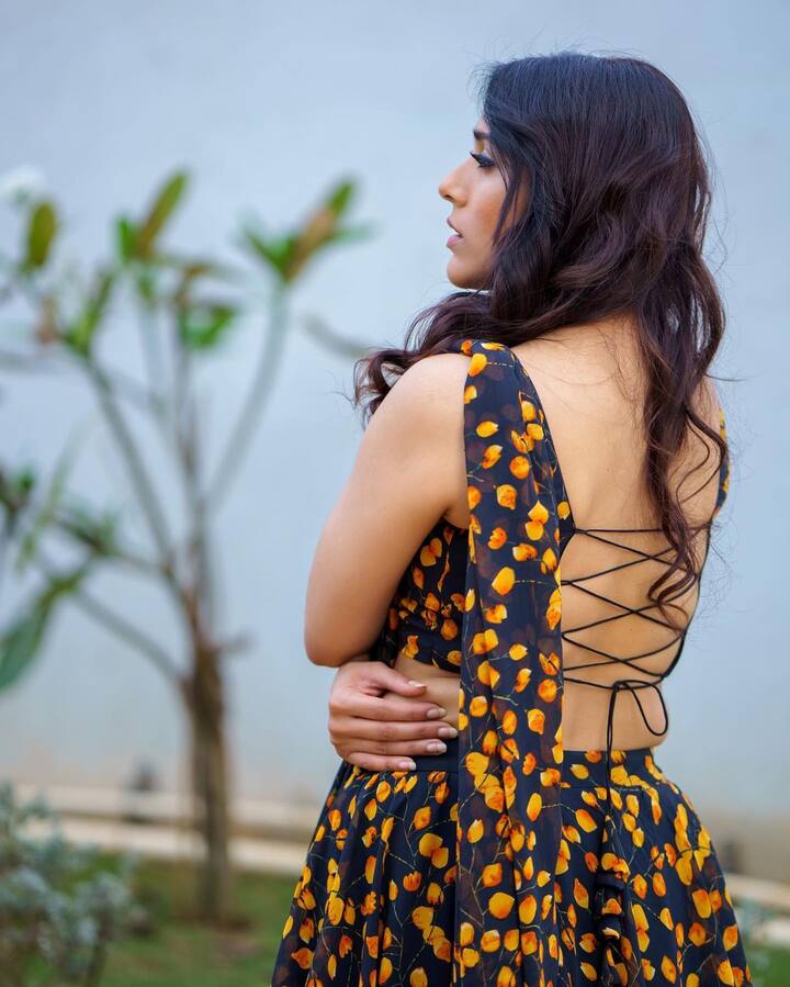 ప్రస్తుతం ‘జబర్దస్త్’ నుంచి తప్పుకున్న బ్యూటీ.Photo Credit@Rashmi Gautam/Instagram