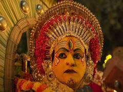 கன்னட மொழியில், இரண்டாவது மிகப்பெரிய திரைப்படம்! கேஜிஎஃப்-ஐ முந்தியதா காந்தாரா? 400 கோடி வசூல்!