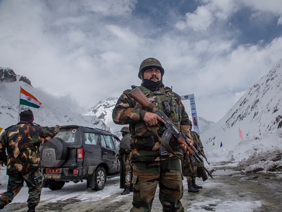 india china faceoff tawang sector arunachal pradesh pla troops contacted lac clash minor injuries