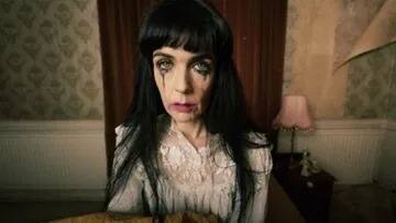 Weird News: ਗਾਇਕ ਨੇ ਪਹਿਲਾਂ ਕੀਤਾ 'ਭੂਤ' ਨਾਲ ਵਿਆਹ, ਹੁਣ ਕਹਿੰਦੀ- ਉਸਨੇ ਹਨੀਮੂਨ ਬਰਬਾਦ ਕਰ ਦਿੱਤਾ british singer who married a ghost now says he ruined their honeymoon Weird News: ਗਾਇਕ ਨੇ ਪਹਿਲਾਂ ਕੀਤਾ 'ਭੂਤ' ਨਾਲ ਵਿਆਹ, ਹੁਣ ਕਹਿੰਦੀ- ਉਸਨੇ ਹਨੀਮੂਨ ਬਰਬਾਦ ਕਰ ਦਿੱਤਾ