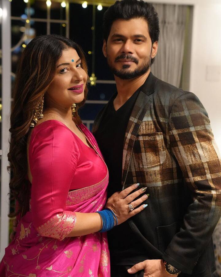 इस चैनल पर एक्ट्रेस अपने फैंस के साथ अपनी लाइफ हर अपडेट शेयर करती हैं. वहीं एक बार उन्होंने अपने लव लाइफ को लेकर भी कई खुलासे किए थे.