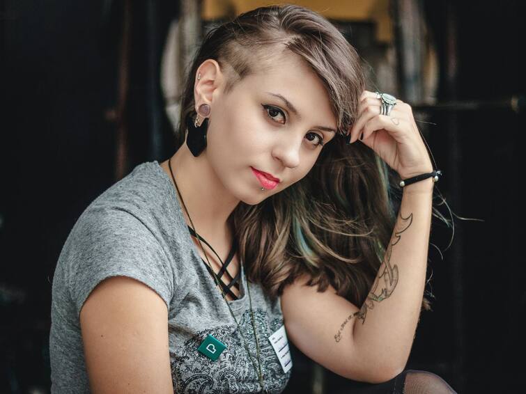 things-to-know-before-getting-a-piercing and prevention tips Piercing: পিয়ার্সিং করার আগে এবং পরে কোন কোন বিষয়ে অতি অবশ্যই খেয়াল রাখবেন? দেখে নিন