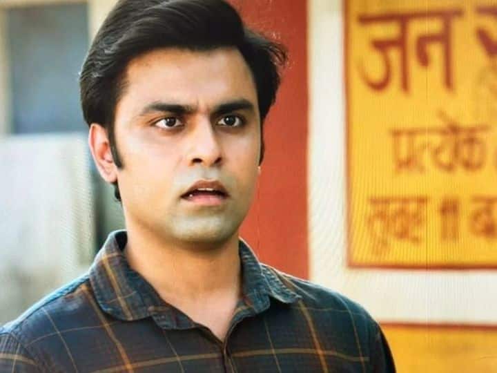 मशहूर वेब सीरीज 'पंचायत' के दोनों सीजन में कमाल की एक्टिंग करने वाले एक्टर जितेंद्र कुमार ओटीटी के मशहूर एक्टर में से एक हैं.