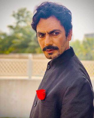 एक वक्त था जब नवाजुद्दीन बेहद संघर्षों और मुफलिसी से जूझता वक्त गुजार रहे थे. लेकिन गैंग्स ऑफ वासेपुर में उनके अभिनय ने करियर को तेज रफ्तार दे दी और उसके बाद नवाजुद्दीन सिद्दीकी ने कभी पीछे मुडकर नहीं देखा.