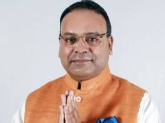 छत्तीसगढ़: राजा पटेरिया के बयान पर सियासत तेज, बीजेपी के पूर्व मंत्री अजय चंद्राकर ने पटेरिया को कह डाला 'कुत्ता'