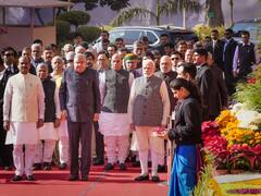 संसद हमले की बरसी पर शहीदों को पीएम मोदी से लेकर सोनिया गांधी तक... बड़े नेताओं की तरफ से दी गई श्रद्धांजलि, देखें तस्वीरें