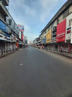 Pune Bandh : पुणे बंदमुळे लक्ष्मी रोड बंद, बाजारात शुकशुकाट!
