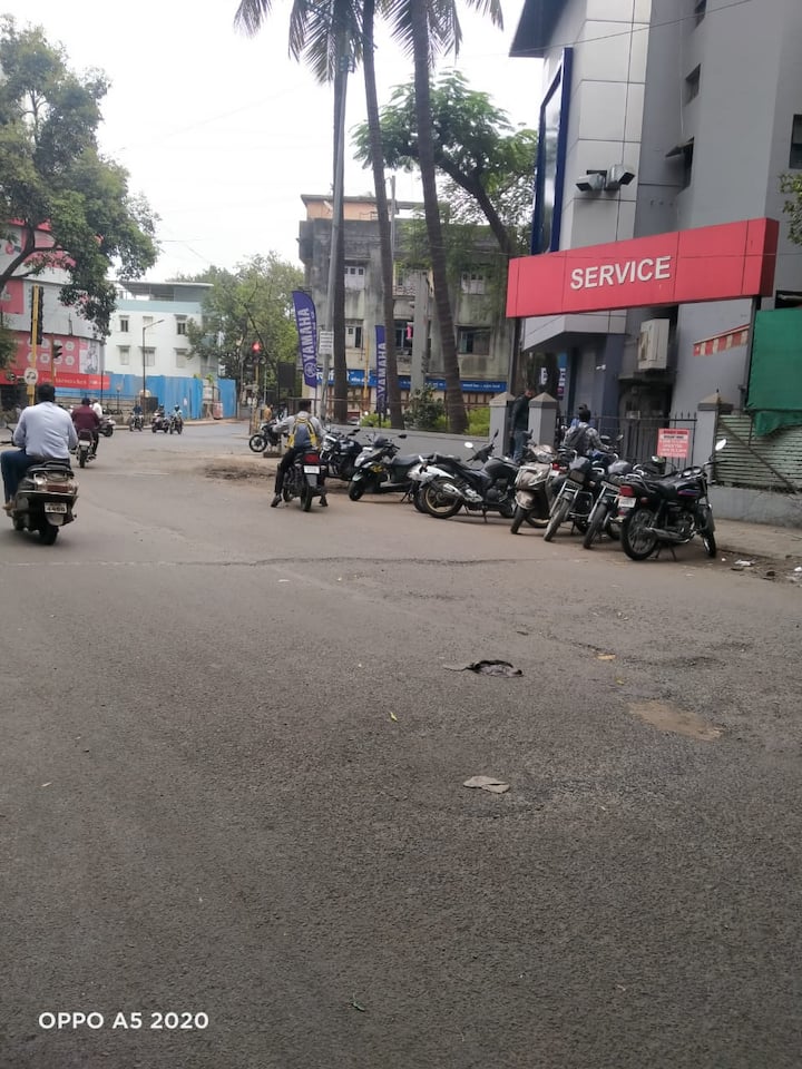 भगतसिंह  कोश्यारीच्या वक्तव्याविरोधात आजच्या पुणे बंदमध्ये अपमानास्पद घोषणांवर बंदी घालण्यात आली आहे.