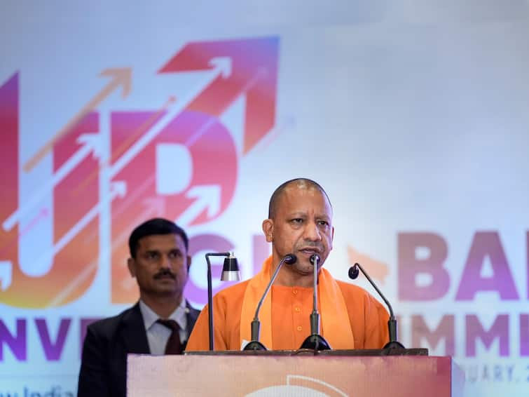 Uttar Pradesh: WhatsApp Group Admin Held In Bhadohi For 'Derogatory' Comment Against CM Yogi Adityanath WhatsApp Group Admin Arrested In UP's Bhadohi For 'Derogatory' Comment Against CM Yogi Adityanath