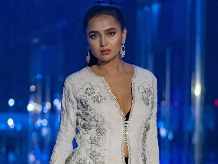 Bigg Boss Winner Tejasswi Prakash took the decision to breakup karan kundrra watch video Tejasswi Prakash ने क्या Karan Kundrra से कर लिया है ब्रेकअप? बताया- क्यों लेना पड़ा ये डिसीजन