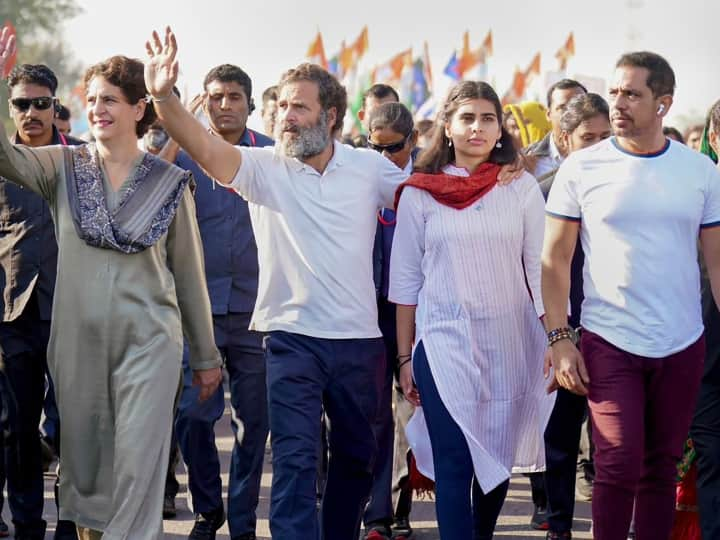 Bharat Jodo Yatra Rahul Gandhi stops for tea break at farmer house in Rajasthan complains about electricity bill Bharat Jodo Yatra: राजस्थान: किसान के घर 'चाय ब्रेक' के लिए रुके राहुल गांधी, बिजली बिल से लेकर खाद की कालाबाजारी तक सुनी समस्याएं