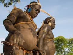 इस देश में तोंद वाले पुरुषों को माना जाता है सुंदर, पेट निकालने के लिए पीते हैं खून और दूध