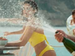 డోస్ పెంచిన దీపికా పదుకోన్, ‘పఠాన్’ తో రొమాన్స్