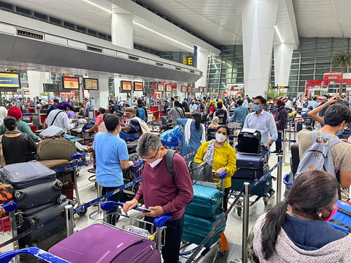 Delhi Airport Chaos Govt Issues Directions Asks Airlines To Deploy Manpower At Check-In Counters