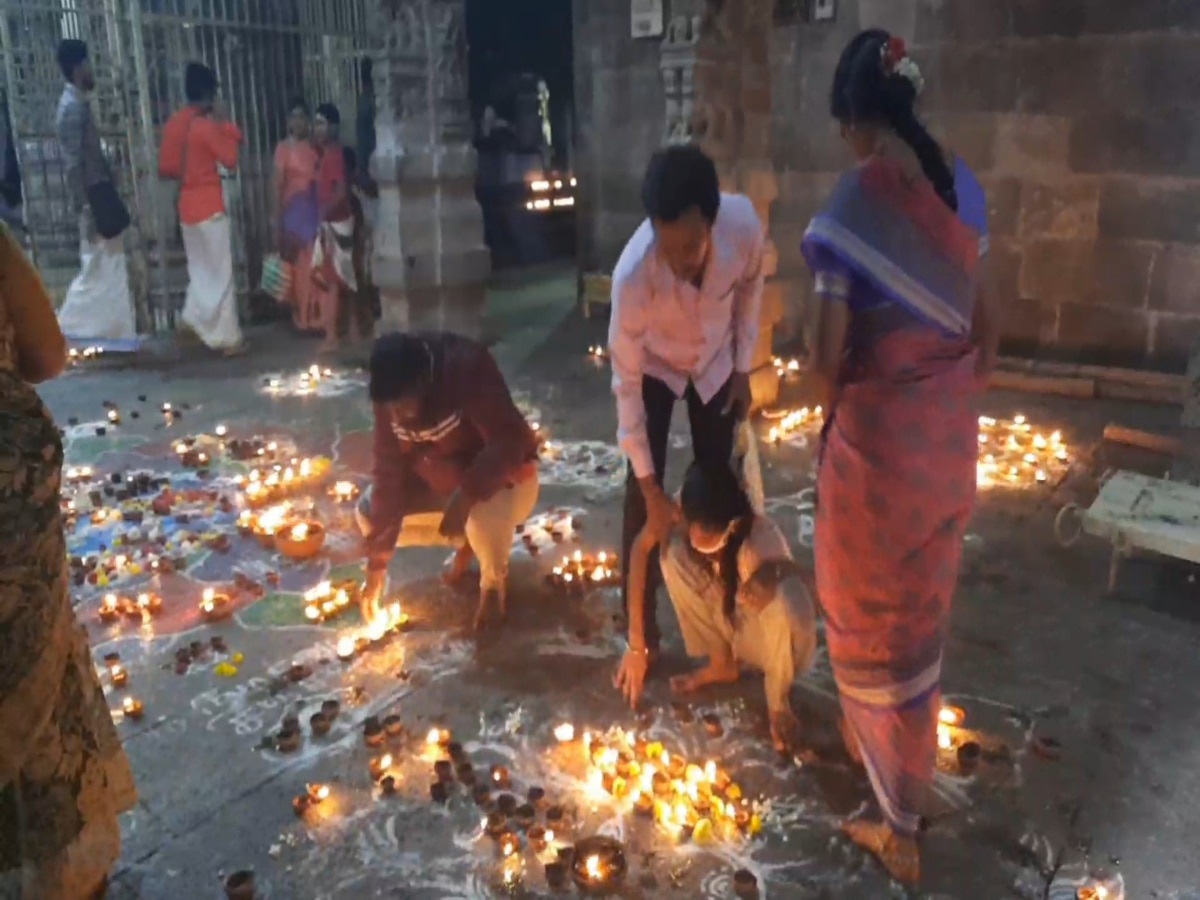 விபூதியின் நறுமணம்.. அரோகரா கோஷம்.. காஞ்சிபுரம் ஏகாம்பரநாதர் திருக்கோயிலில் கோலாகலமாக நடந்த லட்சதீப விழா