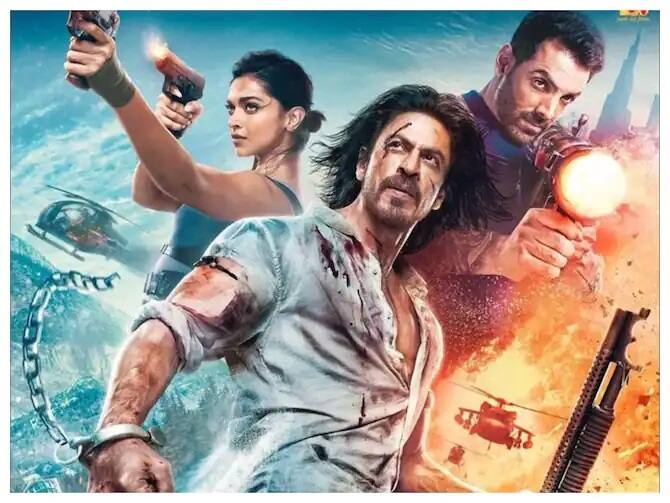 पठान टीज़र- ये साल शाहरुख और उनके फैंस के लिए इसलिए भी खास है क्योंकि एक्टर ने अपने बर्थडे पर फिल्म ‘पठान’ का टीजर रिलीज किया था. जिसे दर्शकों का काफी ज्यादा प्यार मिला. फिल्म में शाहरुख दीपिका पादुकोण के साथ नजर आएंगे.