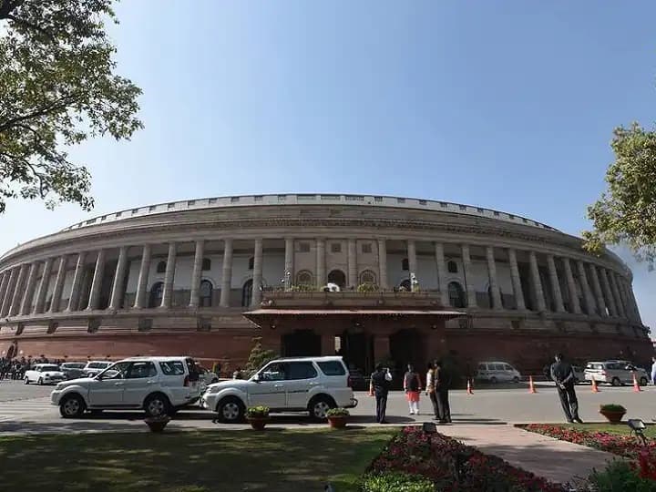 Budget session will start from 1st February before that government called an all party meeting today will ask cooperation from opposition parties Budget session: बजट से पहले आज सर्वदलीय बैठक, शाम 3:00 बजे पीएम मोदी की अध्यक्षता में एनडीए की भी मीटिंग