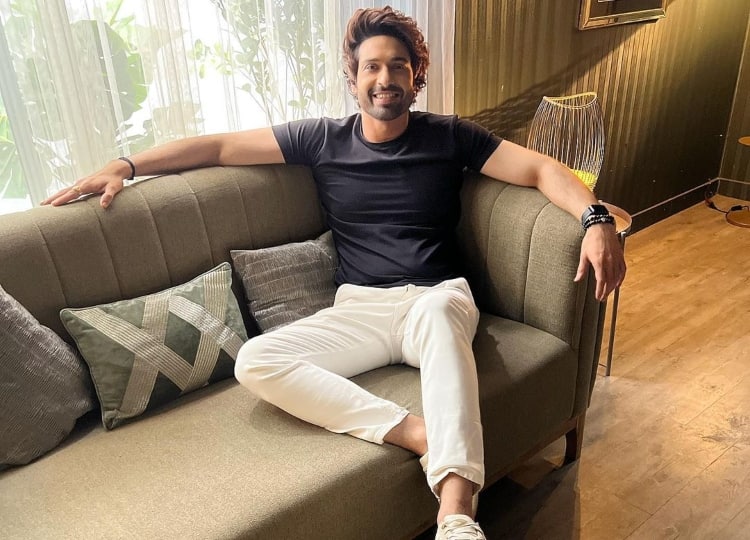 Vijayendra Kumeria joins the cast of new show Teri Meri Doriyaan Teri Meri Doriyaan: विजयेंद्र कुमेरिया ने नए शो के साथ की वापसी, ऐसा होगा किरदार