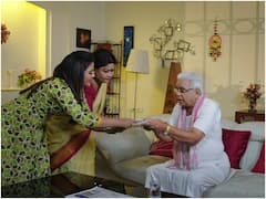 పరంధామయ్య నోటి దగ్గర ఫుడ్ లాగేసుకున్న లాస్య- తులసిని సర్ ప్రైజ్ చేసిన సామ్రాట్