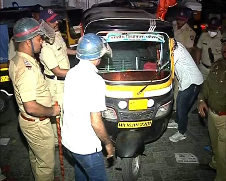 Pune Rickshaw Bandh Protest Updates Keshav Kshirsagar president of  Baghtoy Rikshawala Association arrested Pune Rickshaw Bandh Protest: 'बघतोय रिक्षावाला संघटने'चे अध्यक्ष केशव क्षीरसागर यांना अटक, आंदोलनावेळी चक्काजाम केल्याप्रकरणी कारवाई