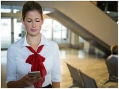 एयर होस्टेस बनने के लिए सिर्फ पढ़ाई नहीं... इन शर्तों को भी करना होता है पूरा! फिर आता है नंबर