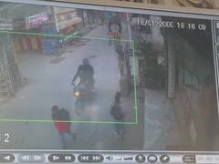 दिल्ली एसिड कांड: पुलिस का खुलासा- पीड़िता के घर के पास ही रहते हैं आरोपी, हमले से पहले रेकी की