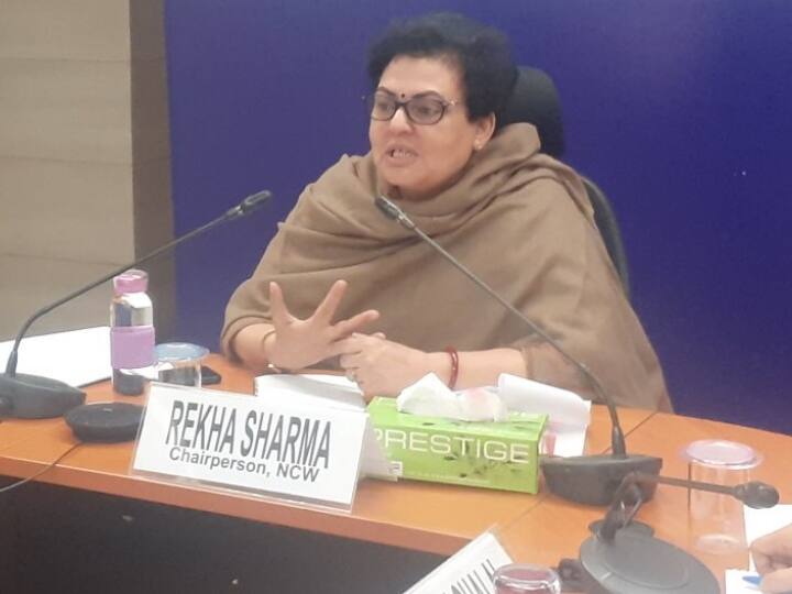 Delhi Acid Attack: एसिड अटैक की घटना पर NCW सख्त, रेखा शर्मा ने दिल्ली कमिश्नर को लिखा लेटर Delhi Acid Attack NCW Chairperson Rekha Sharma written Latter to CP Delhi to intervene in the matter Delhi Acid Attack: एसिड अटैक की घटना पर NCW सख्त, रेखा शर्मा ने दिल्ली कमिश्नर को लिखा लेटर