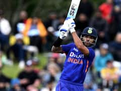 'This Is Going To Put Shikhar Dhawan In A Fix' - Says Dinesh Karthik