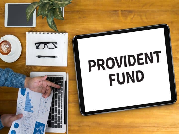 Check Employees Provident Fund Organisation How to check PF balance online PF Account: बेहद आसान हो गया है पीएफ अकाउंट का बैलेंस चेक करना, ऐसे घर बैठे कर सकते हैं पता
