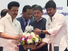 एमके स्टालिन के बेटे उदयनिधि स्टालिन ने मंत्री पद की ली शपथ, राज्यपाल से पिता ने की थी सिफारिश