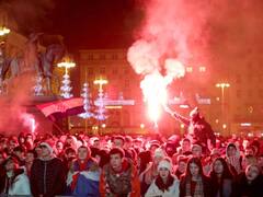 Photos: क्रोएशिया पर जीत के बाद झूम उठे अर्जेंटीना के फैंस, जमकर मना जश्न, लगे मेसी-मेसी के नारे
