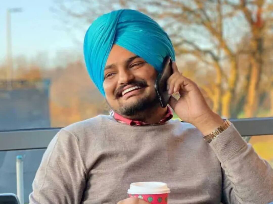 Sidhu Moose Wala: सिद्धू मूसेवाला हत्या प्रकरणाचा तपास करणाऱ्या 12 पोलीस अधिकाऱ्यांच्या सुरक्षेत वाढ; वाय श्रेणीची सुरक्षा मंजूर sidhu moosewala murder case security of 12 delhi police officers increased Sidhu Moose Wala: सिद्धू मूसेवाला हत्या प्रकरणाचा तपास करणाऱ्या 12 पोलीस अधिकाऱ्यांच्या सुरक्षेत वाढ; वाय श्रेणीची सुरक्षा मंजूर