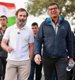 RBI चे माजी गव्हर्नर रघुराम राजन भारत जोडो यात्रेत सहभागी