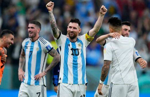 Lionel Messi Retirement FIFA WC 2022: ਅਰਜਨਟੀਨਾ ਨੇ ਫੀਫਾ ਵਿਸ਼ਵ ਕੱਪ 2022 ਦੇ ਫਾਈਨਲ ਵਿੱਚ ਥਾਂ ਬਣਾ ਲਈ ਹੈ। ਟੀਮ ਨੇ ਸੈਮੀਫਾਈਨਲ ਮੈਚ 'ਚ ਕ੍ਰੋਏਸ਼ੀਆ 'ਤੇ ਸ਼ਾਨਦਾਰ ਜਿੱਤ ਦਰਜ ਕੀਤੀ।