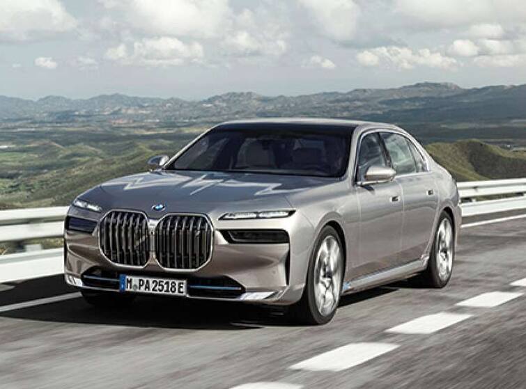 New BMW Cars : BMW Will Launch 4 new cars in January 2023 BMW Cars: BMW જાન્યુઆરીમાં તેના શાનદાર 4 નવા મોડલ કરશે લોંચ, જાણો ખાસિયતો