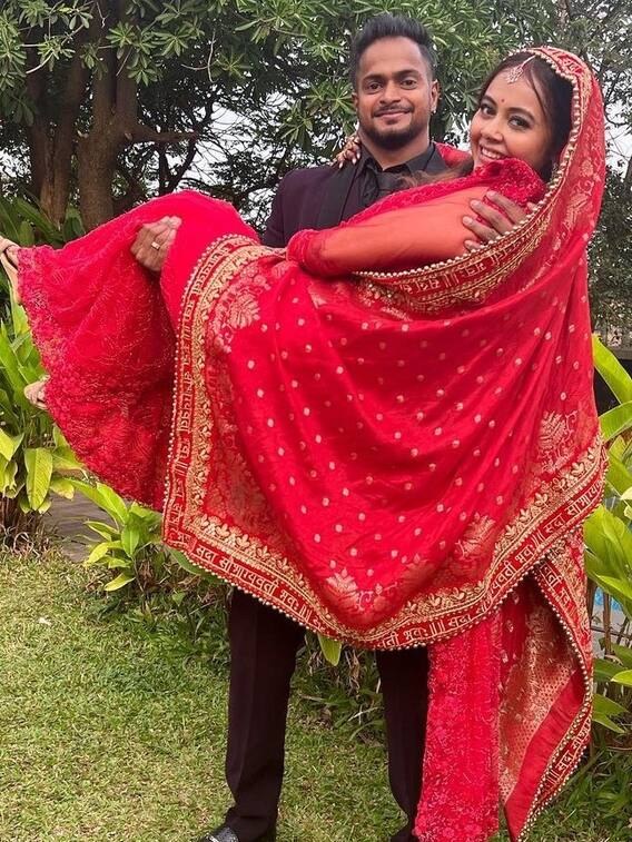 कौन हैं देवोलीना भट्टाचार्य के पति शाहनवाज