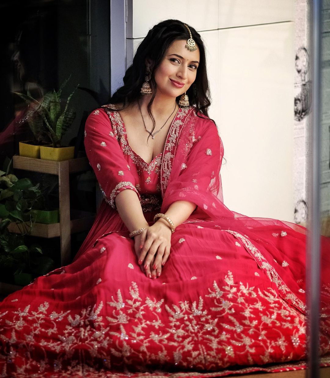 Glitzy Rose Pink Color Divyanka Tripathi Designer Readymade Gown