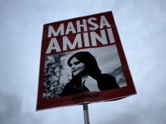 Iran Anti-Hijab Protests: ईरान ने हिजाब विरोधी प्रदर्शनों के लिए 400 लोगों को 10 साल तक की सजा सुनाई