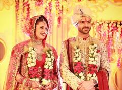 Divyanka Tripathi Wedding Album: अपनी शादी में इस कदर खूबसूरत लगीं थीं दिव्यांका त्रिपाठी, इन तस्वीरों से नजरें नहीं हटा पाएंगे आप